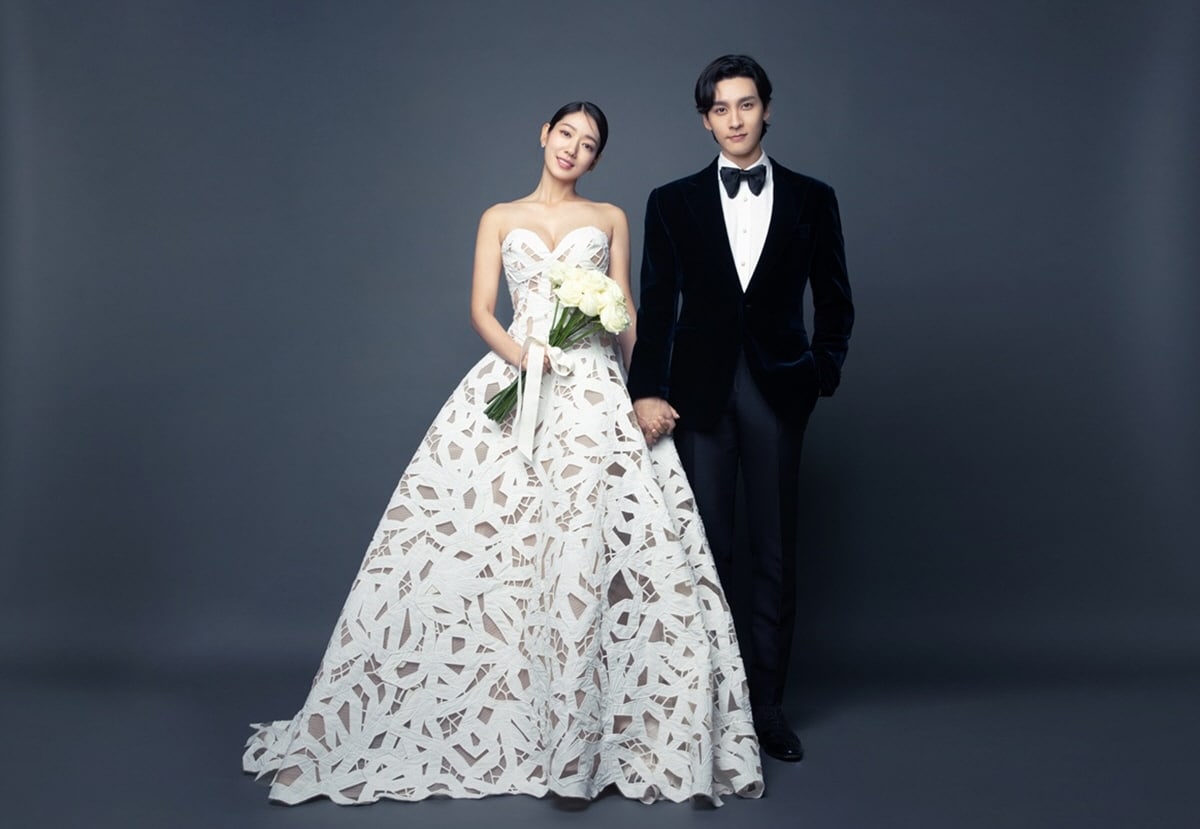 Park Shin Hye dan Choi Tae Joon Bagikan Potret Pernikahan – KoreanIndo