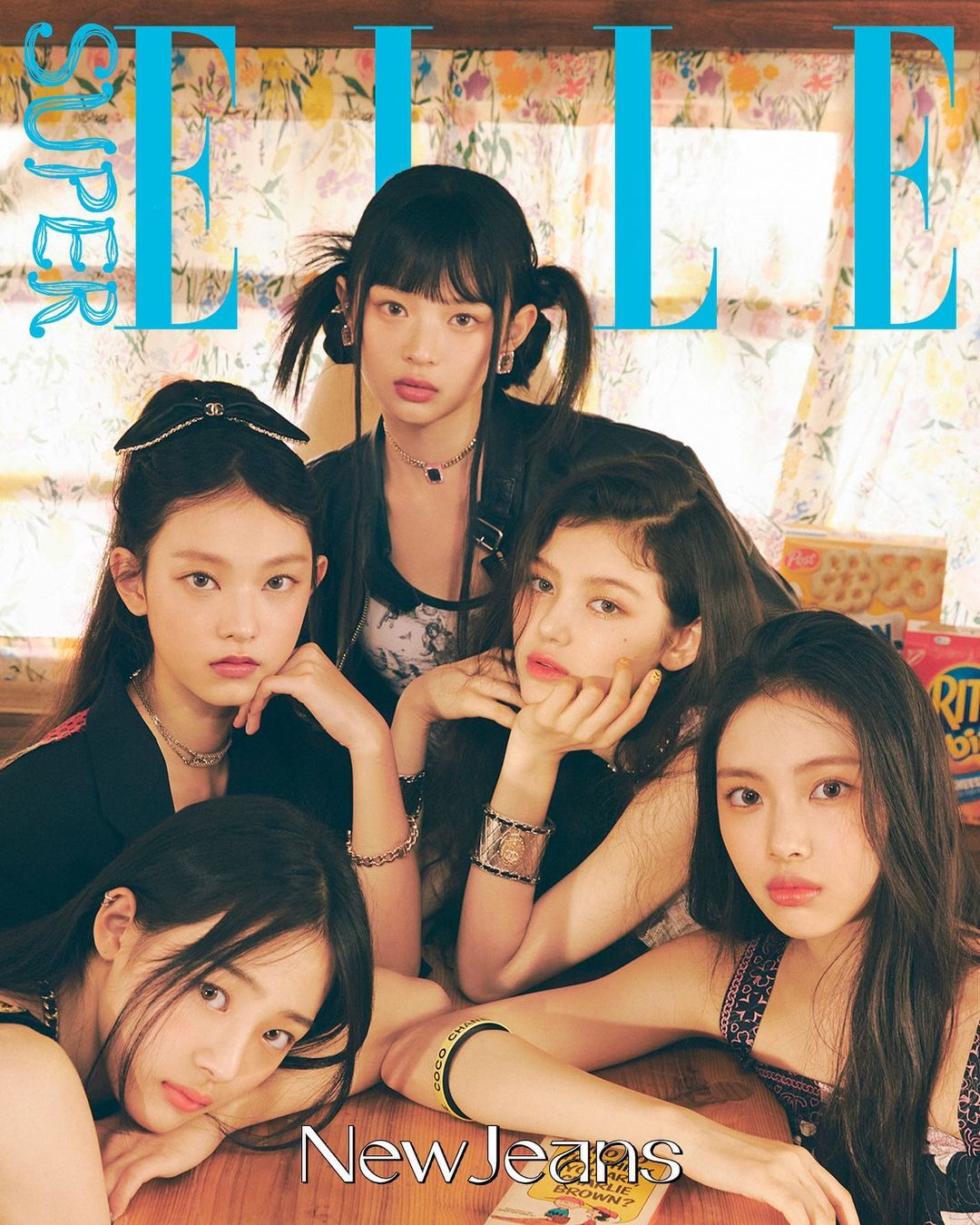 Berpose di Majalah ‘Elle Korea’, NewJeans Berbagi Mengenai Debut Mereka